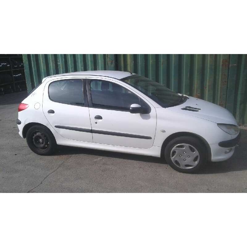 peugeot 206 berlina del año 1999