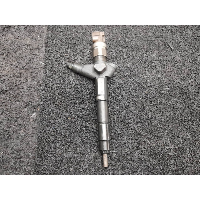 Recambio de inyector para nissan almera tino (v10m) acenta referencia OEM IAM 16600BN821  DENSO