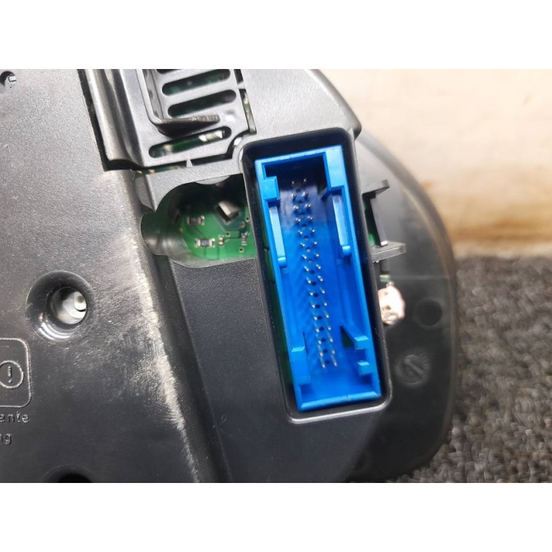 Recambio de cuadro instrumentos para volkswagen passat berlina (3b3) highline referencia OEM IAM 3B0920827A 110080198002 VDO 4