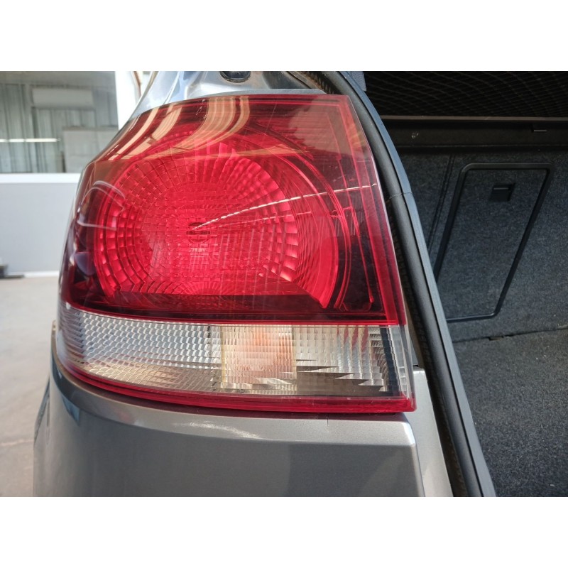 Recambio de piloto trasero izquierdo para volkswagen golf vi (5k1) 2.0 tdi referencia OEM IAM - Gris 2