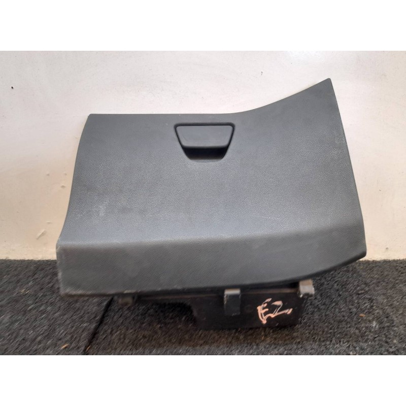 Recambio de guantera para ford fiesta (cb1) sport referencia OEM IAM 8A61A06010AH  