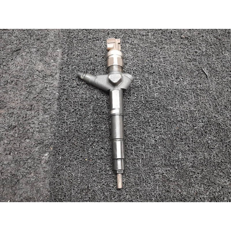 Recambio de inyector para nissan almera tino (v10m) acenta referencia OEM IAM 16600BN821  DENSO