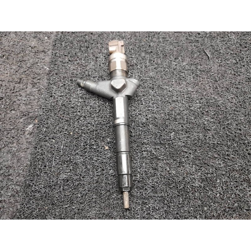 Recambio de inyector para nissan almera tino (v10m) acenta referencia OEM IAM 16600BN821  DENSO