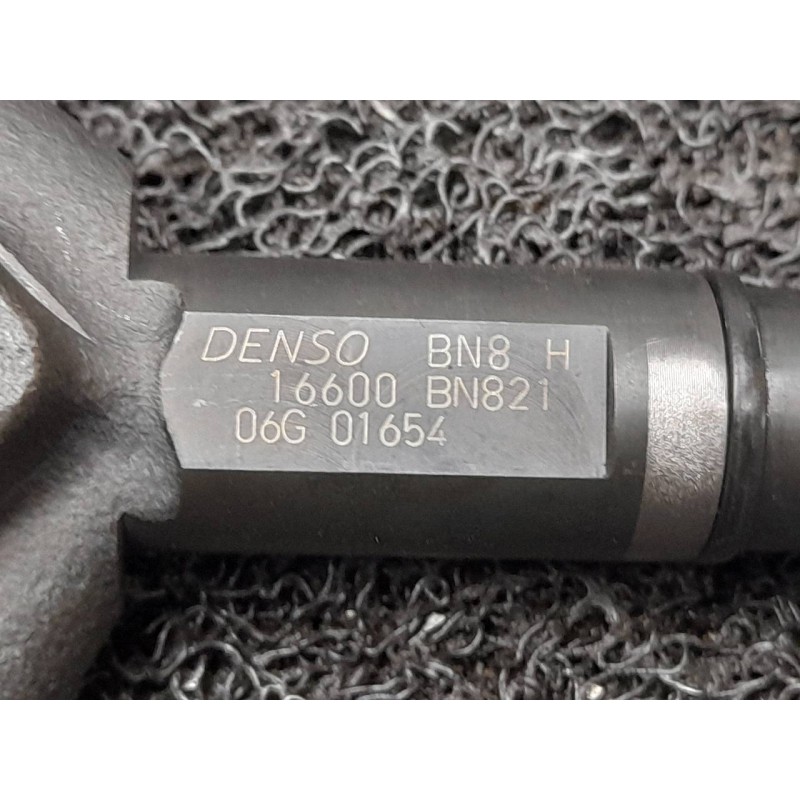 Recambio de inyector para nissan almera tino (v10m) acenta referencia OEM IAM 16600BN821  DENSO 2