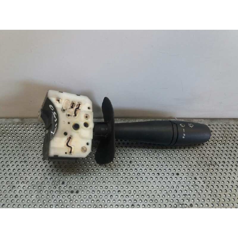 Recambio de mando limpia para nissan interstar (x70) caja cerrada, l 1h1, batalla corta 2,8t referencia OEM IAM - Blanco