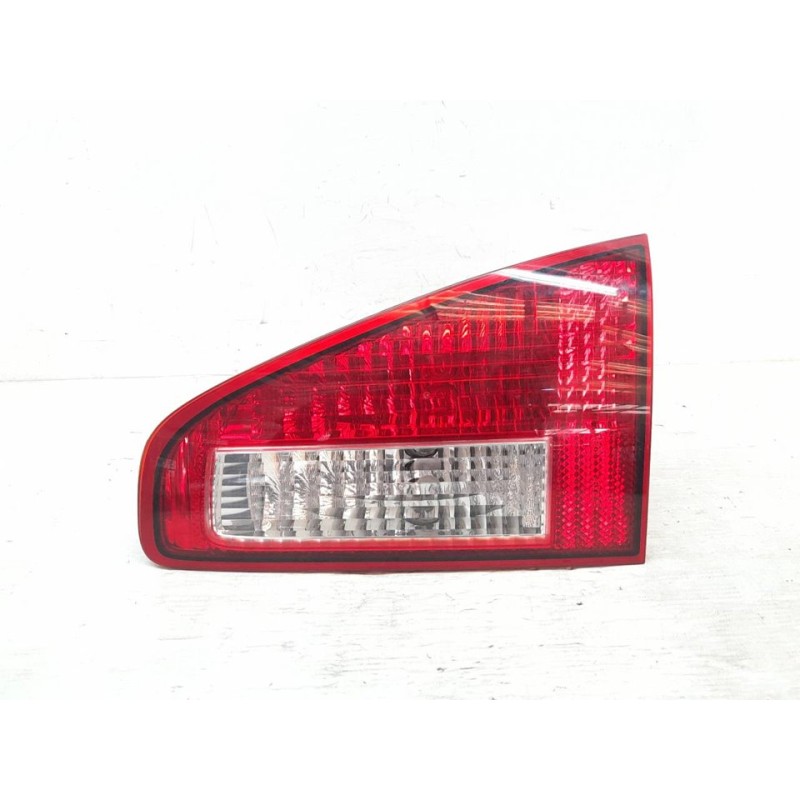 Recambio de piloto trasero derecho interior para subaru tribeca b9 limited referencia OEM IAM   