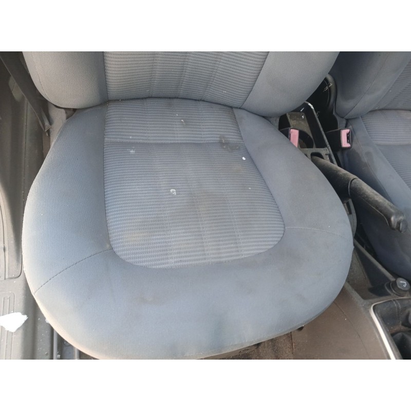 Recambio de asiento delantero derecho para fiat linea (110) dynamic referencia OEM IAM 2