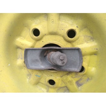 SOPORTE RUEDA REPUESTO 