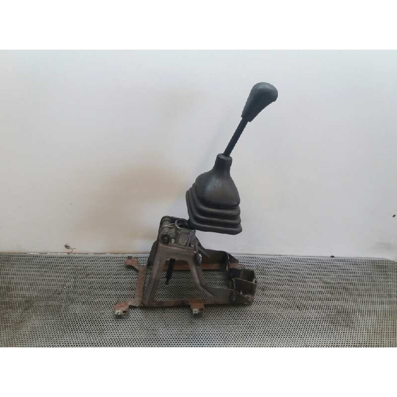 Recambio de palanca cambio para nissan interstar (x70) caja cerrada, l 1h1, batalla corta 2,8t referencia OEM IAM 8200134 - Blanco