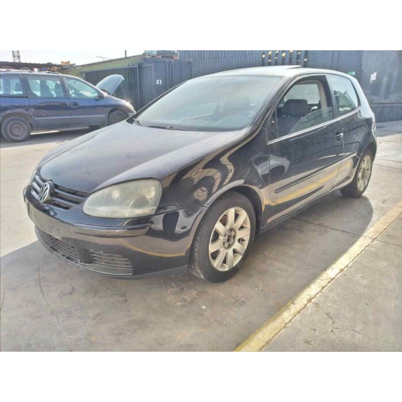 volkswagen golf v berlina (1k1) del año 2004