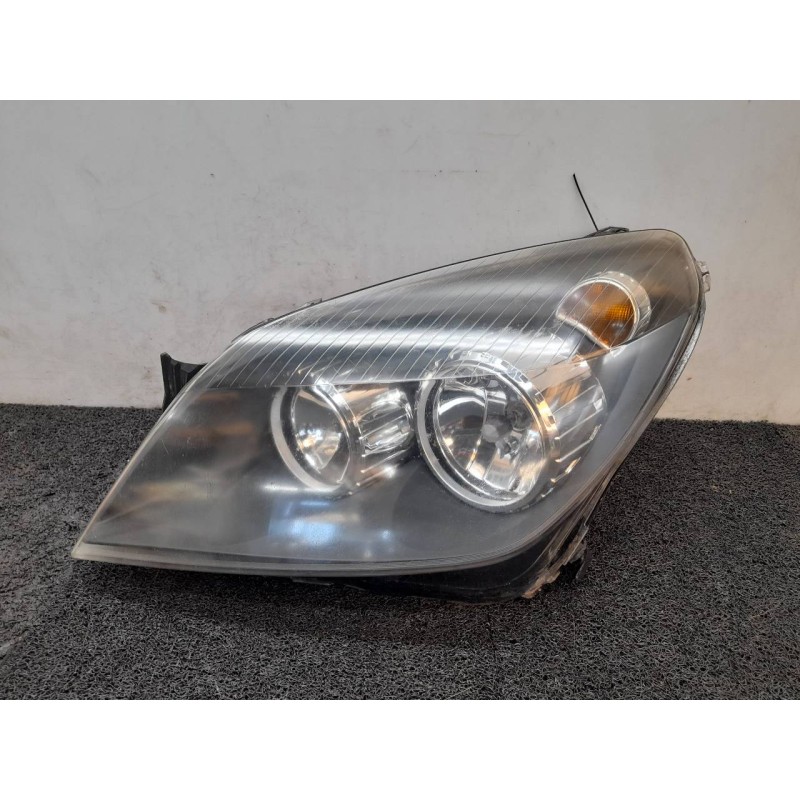 Recambio de faro izquierdo para opel astra h berlina cosmo referencia OEM IAM 3