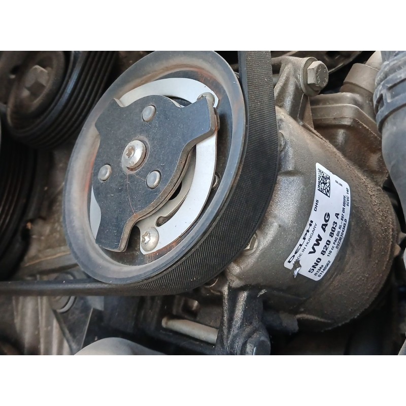 Recambio de compresor aire acondicionado para volkswagen golf vi (5k1) 2.0 tdi referencia OEM IAM 5N0820803A  