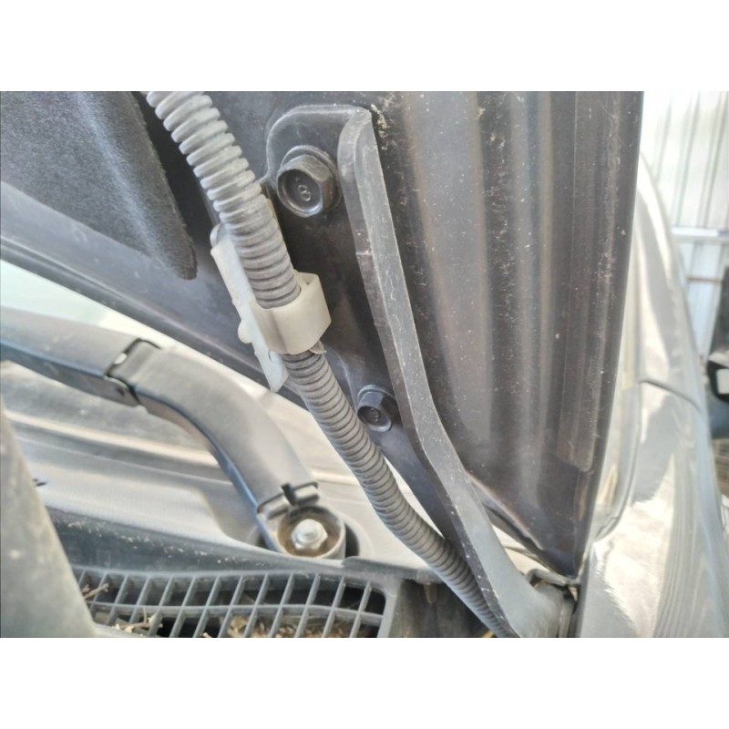 Recambio de bisagra capot izquierda para subaru tribeca b9 limited referencia OEM IAM   