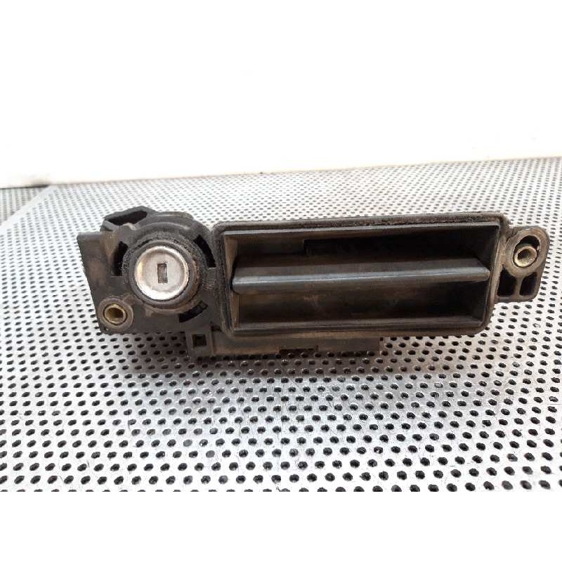 Recambio de maneta exterior porton para mercedes-benz clase c (w203) berlina 270 cdi (203.016) referencia OEM IAM A20375000093  