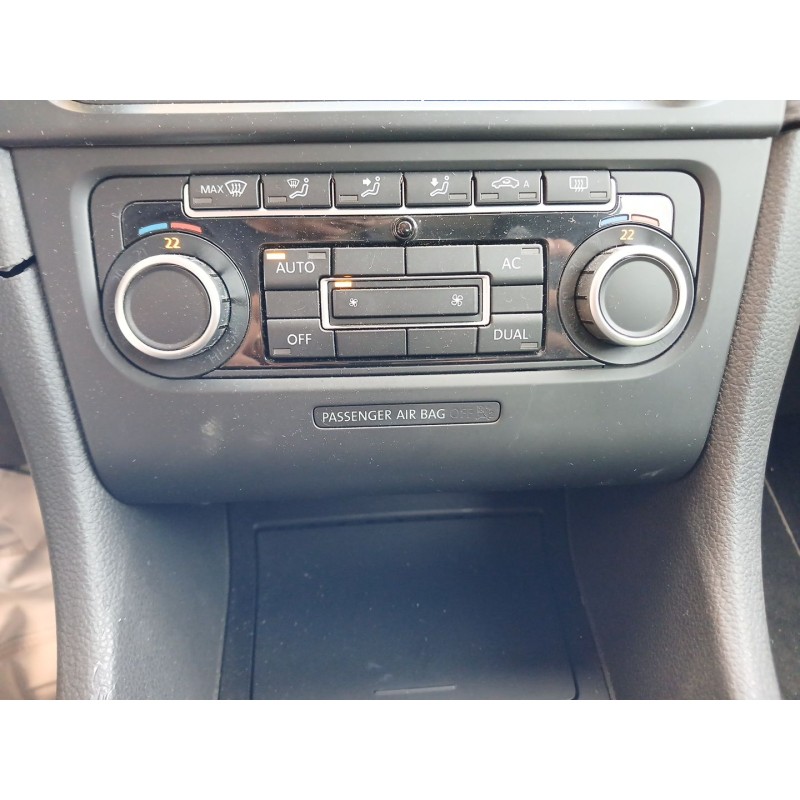 Recambio de mando climatizador para volkswagen golf vi (5k1) 2.0 tdi referencia OEM IAM - Gris 2