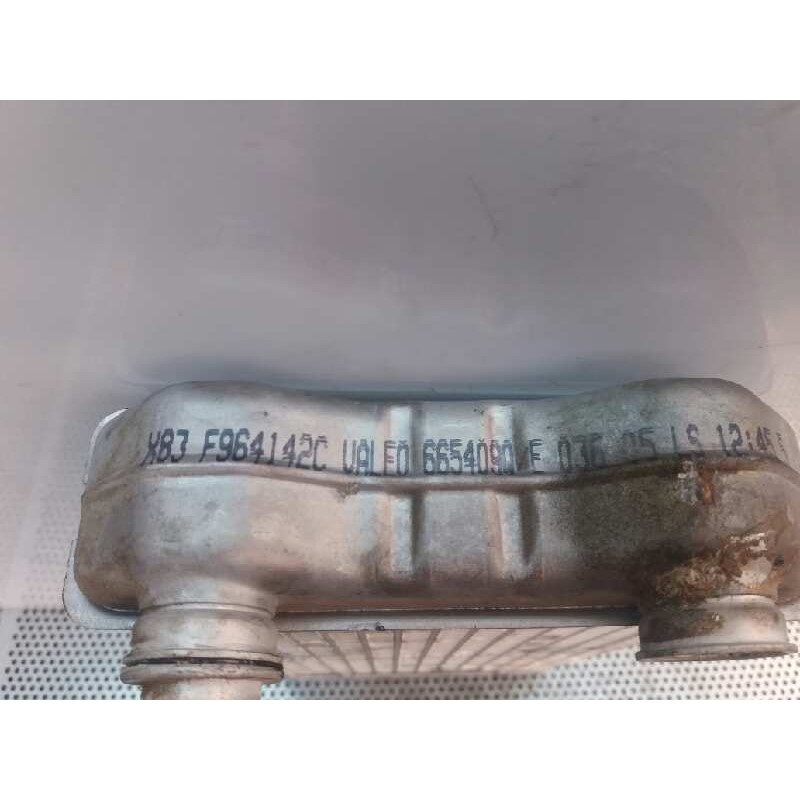 Recambio de radiador calefaccion / aire acondicionado para nissan primastar (x83) combi 6 asientos batalla 2,78t referencia OEM - Blanco 2