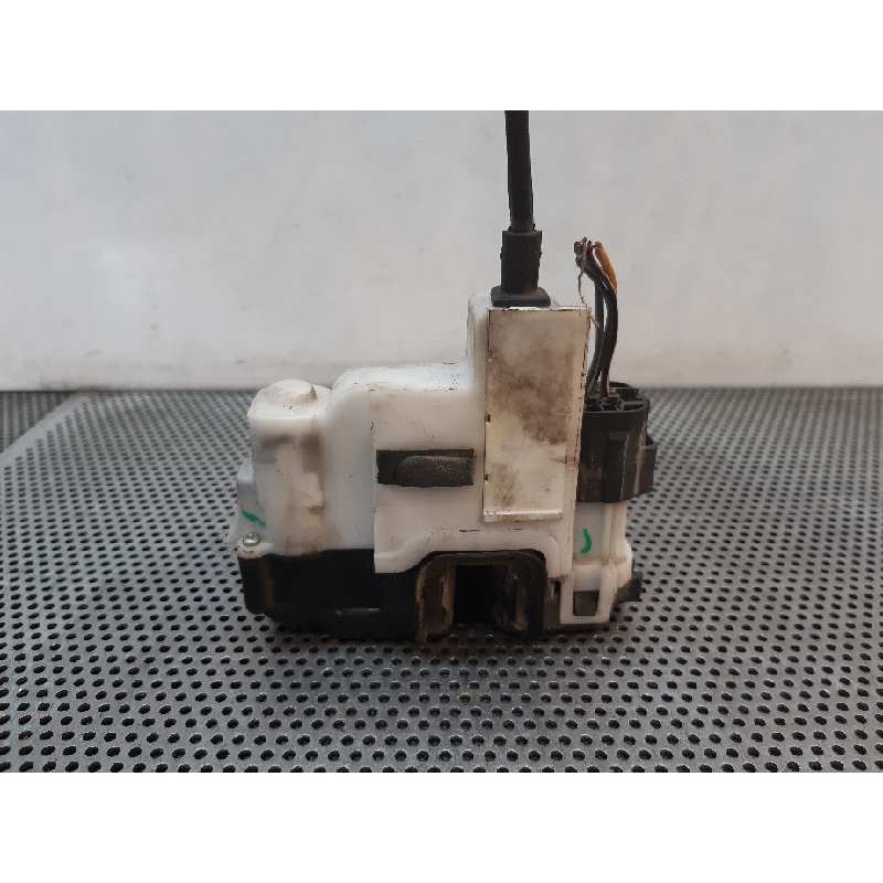 Recambio de cerradura puerta delantera derecha para fiat panda (169) 1.2 8v emotion referencia OEM IAM 46842658  