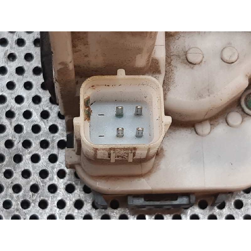 Recambio de cerradura puerta delantera derecha para fiat panda (169) 1.2 8v emotion referencia OEM IAM 46842658 - Amarillo 4