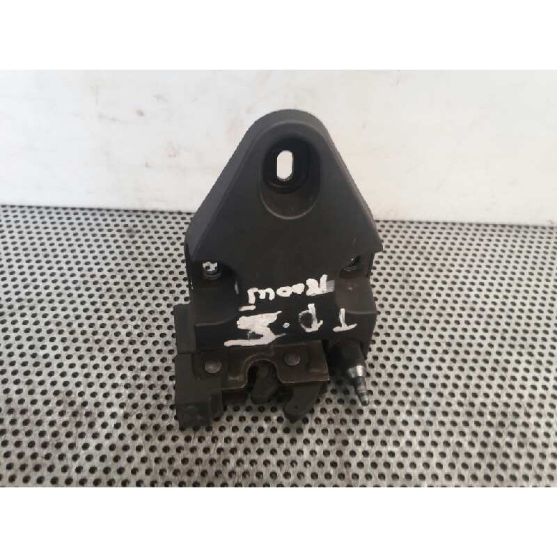 Recambio de cerradura puerta trasera derecha para nissan primastar (x83) combi 6 asientos batalla 2,78t referencia OEM IAM   