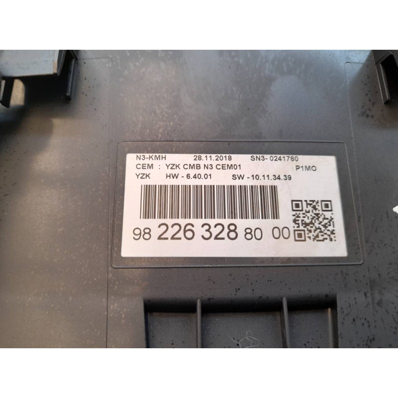 Recambio de cuadro instrumentos para opel crossland x innovation referencia OEM IAM 9822632880 - Rojo 7