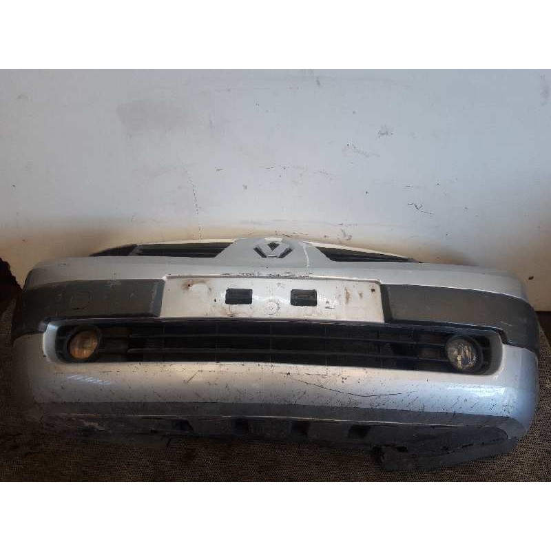 Recambio de paragolpes delantero para renault megane ii classic berlina confort authentique referencia OEM IAM   