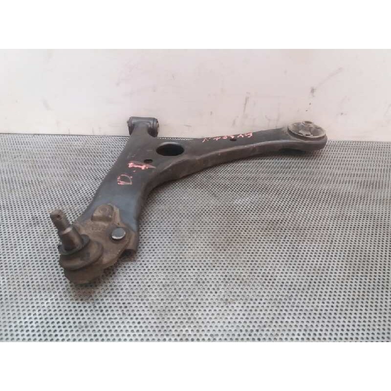 Recambio de brazo suspension inferior delantero izquierdo para toyota corolla verso (r1) 2.2 d-4d sol referencia OEM IAM