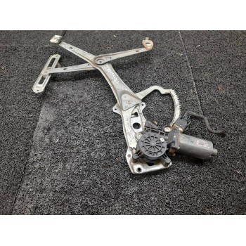 ELEVALUNAS DELANTERO IZQUIERDO 0130821708 