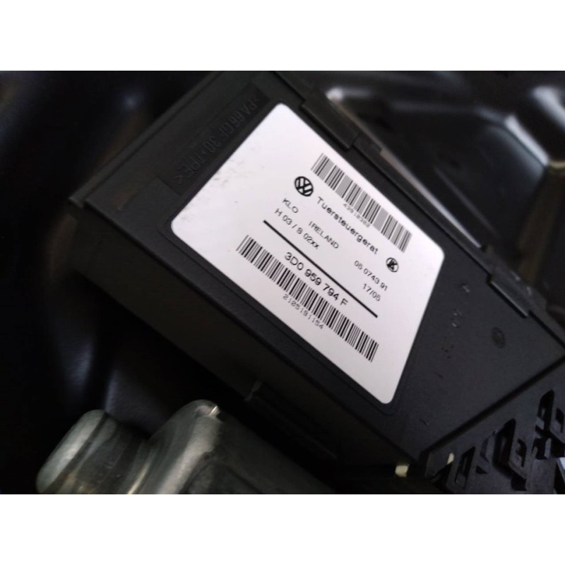 Recambio de elevalunas trasero derecho para volkswagen touareg (7la) tdi v10 referencia OEM IAM 3D0959794F - Gris 4