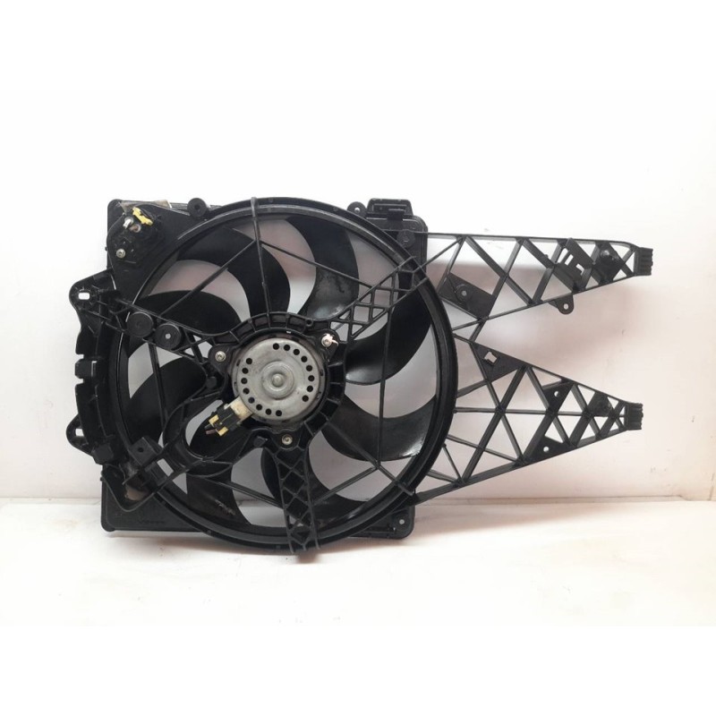 Recambio de electroventilador para fiat doblo ii cargo (263) furgón base referencia OEM IAM 8E4200000 - Blanco 4