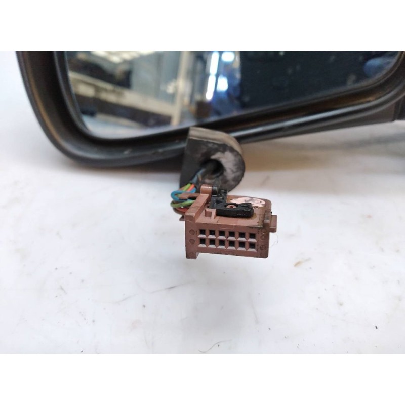 Recambio de retrovisor izquierdo para peugeot 407 sw confort referencia OEM IAM 4