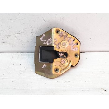 CERRADURA PUERTA LATERAL DERECHA 