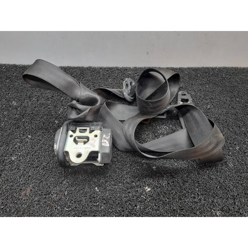 Recambio de cinturon seguridad delantero derecho para audi a6 berlina (4f2) 2.4 referencia OEM IAM 560788501  