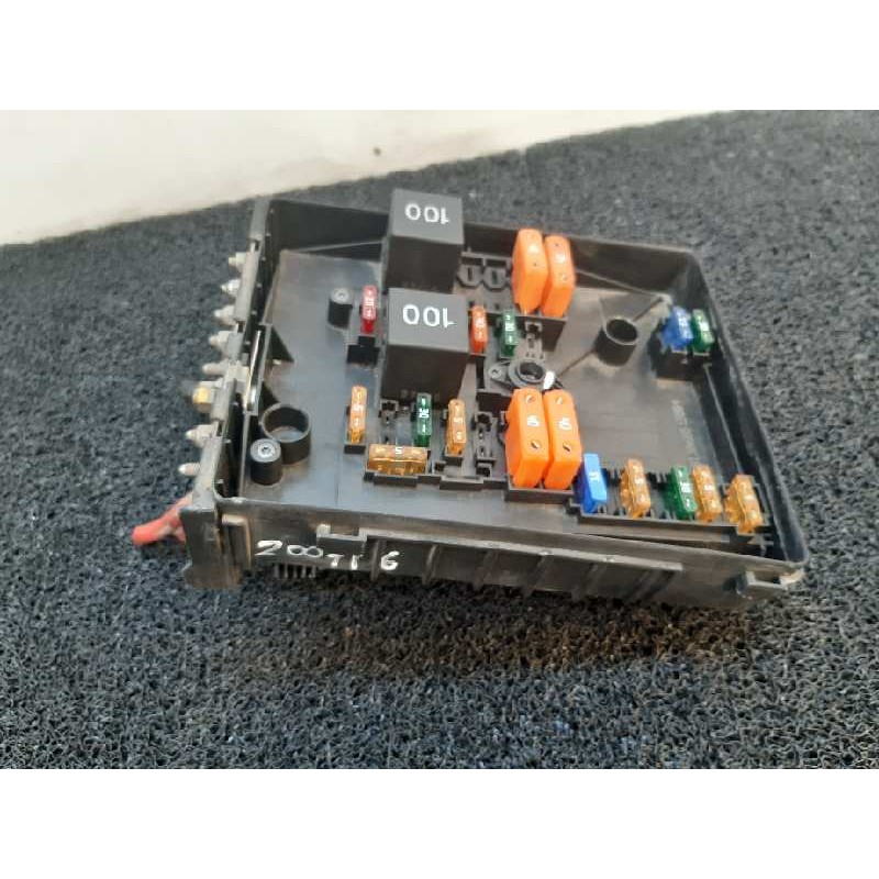 Recambio de caja reles / fusibles para volkswagen caddy ka/kb (2k) furg. referencia OEM IAM 1K0937125  