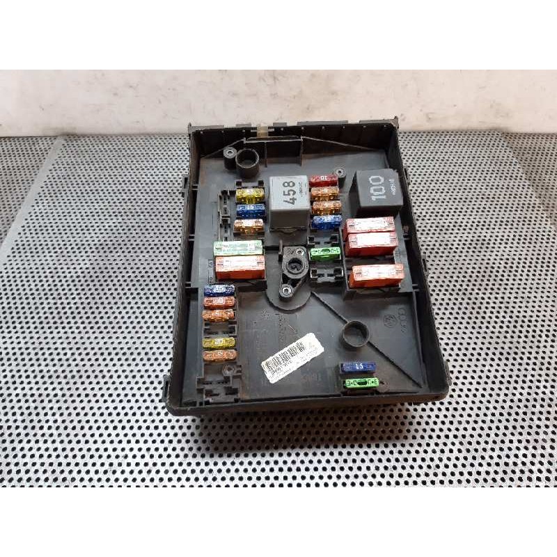 Recambio de caja reles / fusibles para skoda octavia berlina (1z3) elegance referencia OEM IAM 0842517207E  
