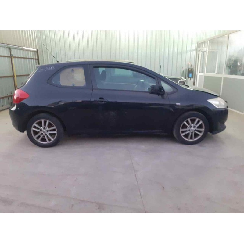 toyota auris del año 2009