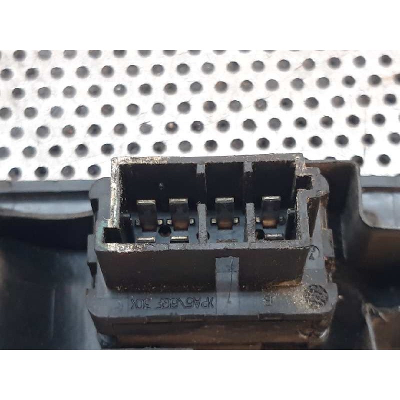 Recambio de mando elevalunas delantero izquierdo para peugeot 307 (s1) xs referencia OEM IAM 2