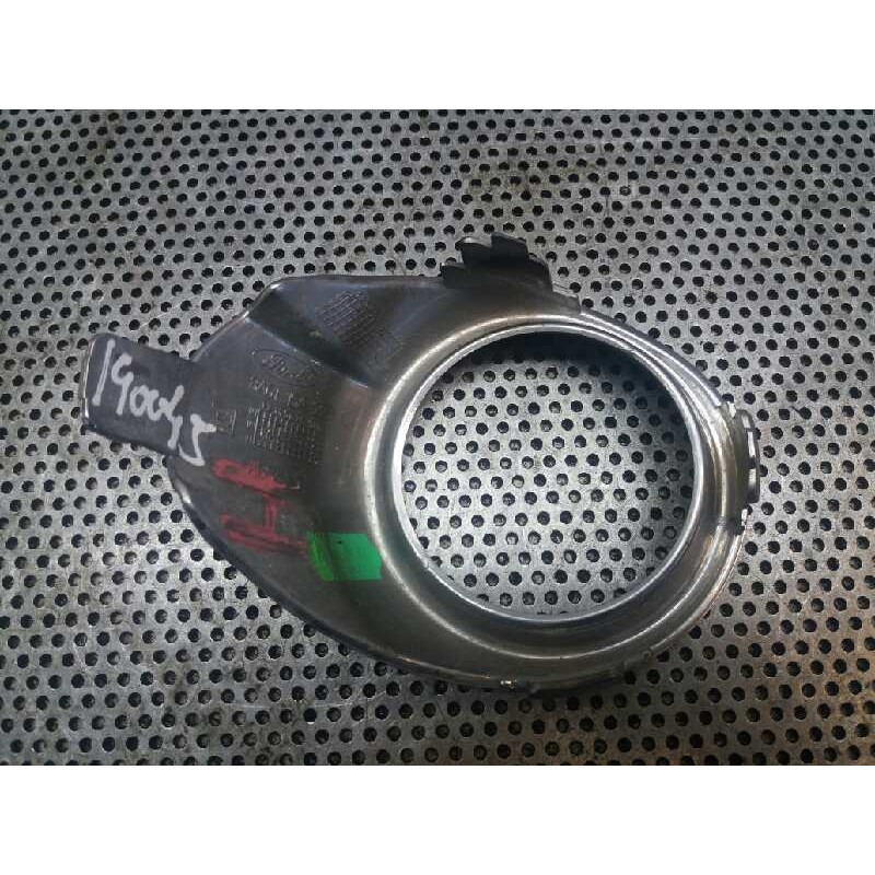 Recambio de molduras delanteras para ford fiesta (cb1) sport referencia OEM IAM - Blanco 2