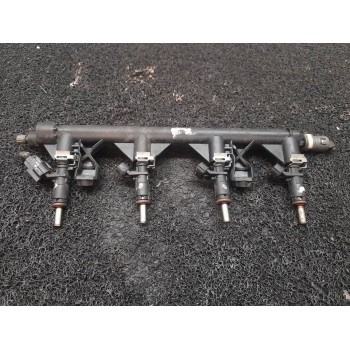 RAMPA INYECTORA V757564580 