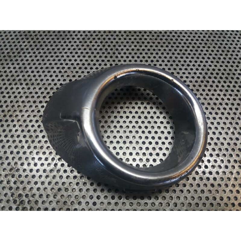 Recambio de molduras delanteras para ford fiesta (cb1) sport referencia OEM IAM - Blanco 3