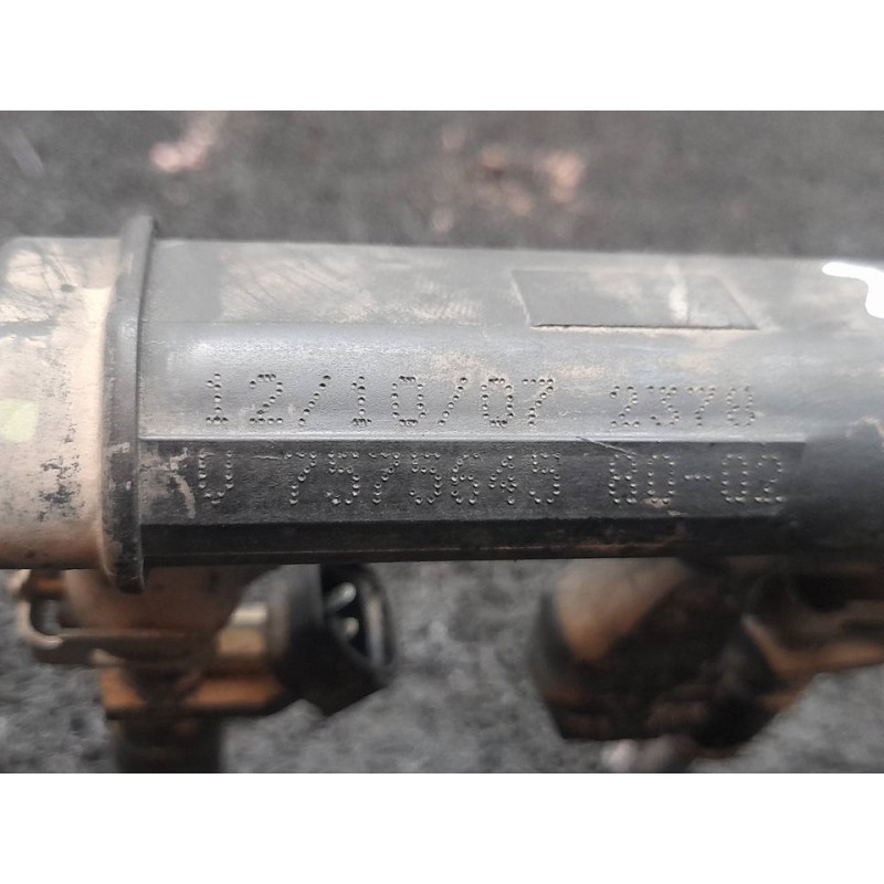 Recambio de rampa inyectora para peugeot 207 cc sport referencia OEM IAM V757564580 2