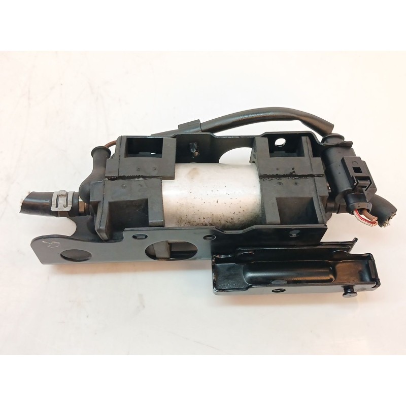 Recambio de bomba combustible para volkswagen golf vi (5k1) 2.0 tdi referencia OEM IAM 1K0906089A 0580464121 