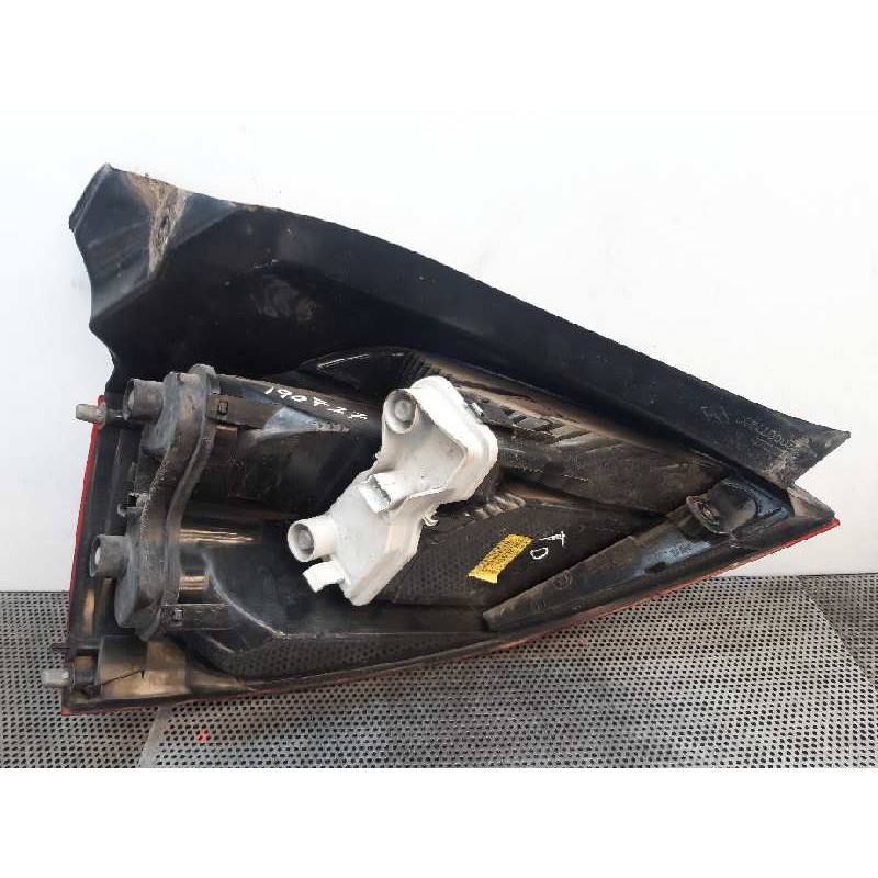 Recambio de piloto trasero derecho para renault megane ii berlina 5p confort authentique referencia OEM IAM - Gris 2