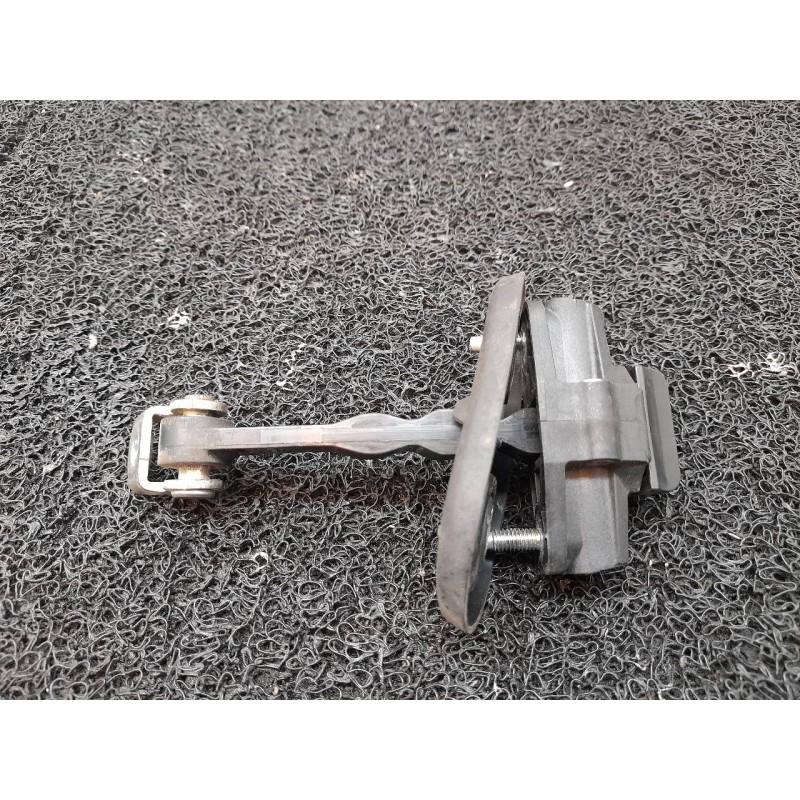 Recambio de retenedor puerta delantera derecha para fiat doblo ii cargo (263) furgón base referencia OEM IAM - Blanco 3