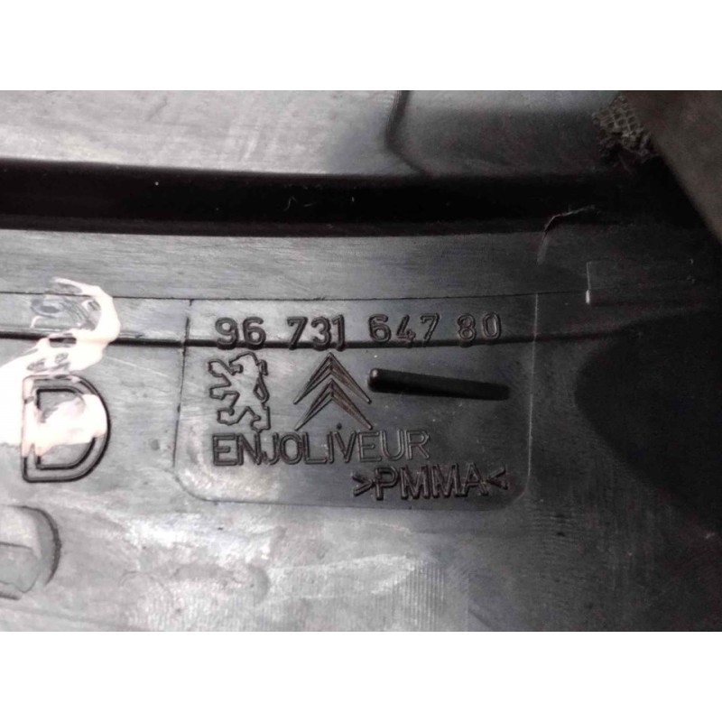 Recambio de piloto trasero derecho para citroën c4 picasso millenium referencia OEM IAM 9673164780 2