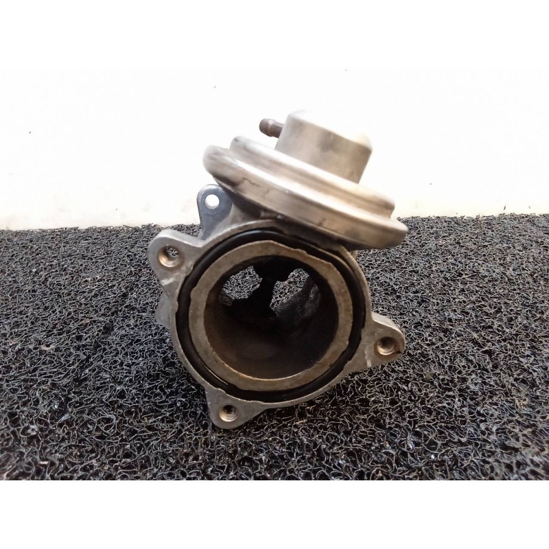 Recambio de valvula egr para seat ibiza (6l1) hit referencia OEM IAM 045131501K 123716028 3
