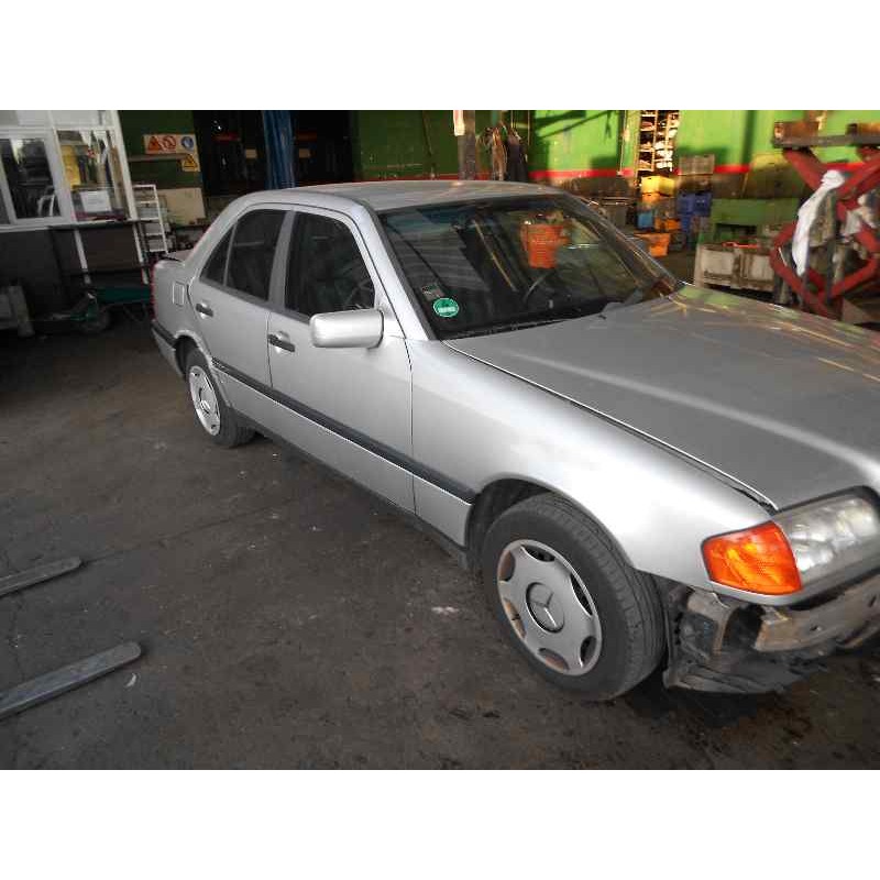 mercedes-benz clase c (w202) berlina del año 1995