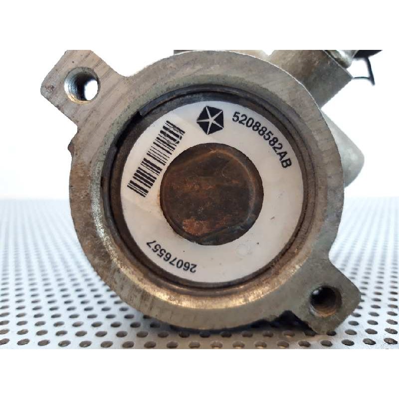 Recambio de bomba direccion para chrysler jeep gr.cherokee (wj/wg) 3.1 td laredo referencia OEM IAM 52088582AB 26076557 3