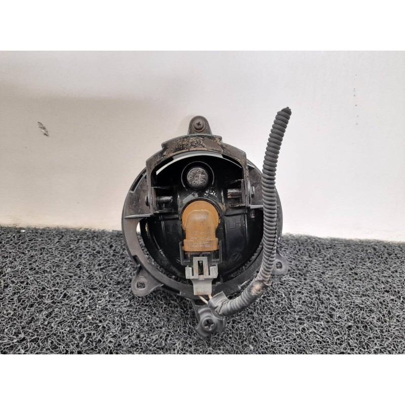 Recambio de faro antiniebla izquierdo para kia sorento 2.5 crdi ex referencia OEM IAM - Negro 3