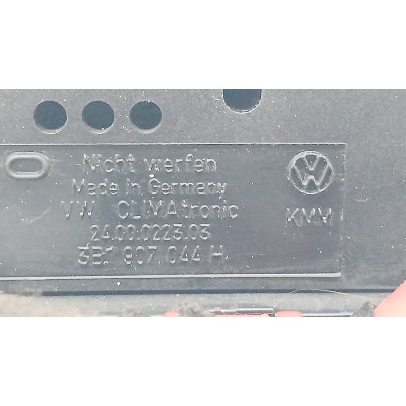 Recambio de mando climatizador para volkswagen passat berlina (3b3) 1.9 tdi referencia OEM IAM 3B1907044H - Gris 2