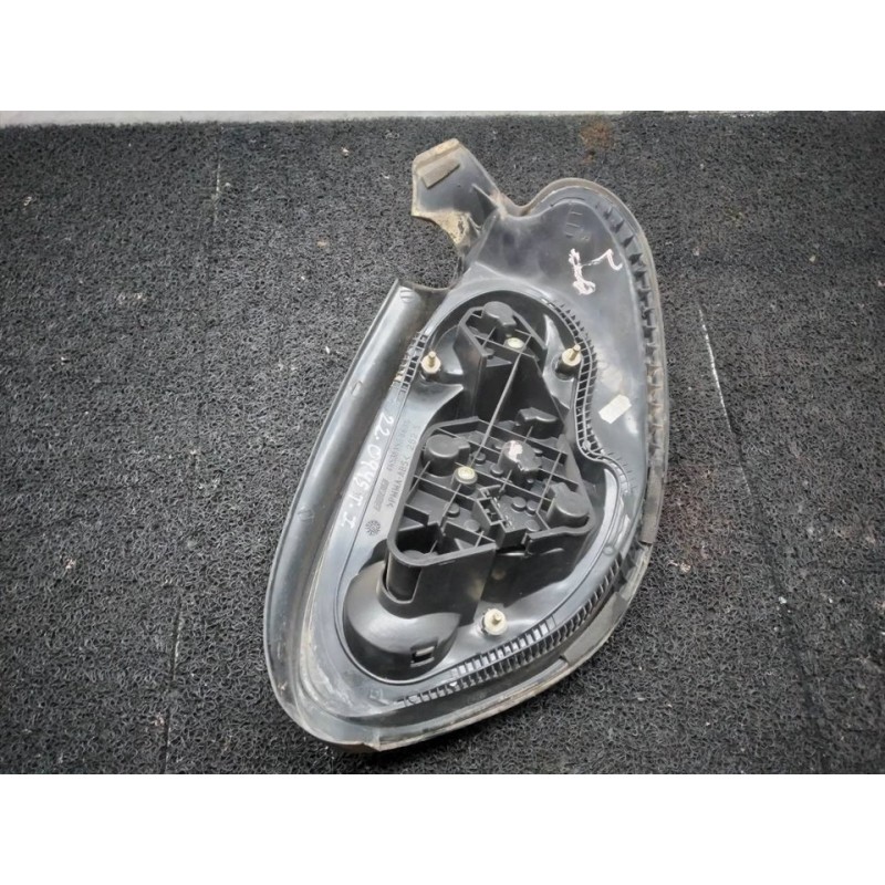 Recambio de piloto trasero izquierdo para fiat bravo (182) jtd 105 / 100 gt referencia OEM IAM 2